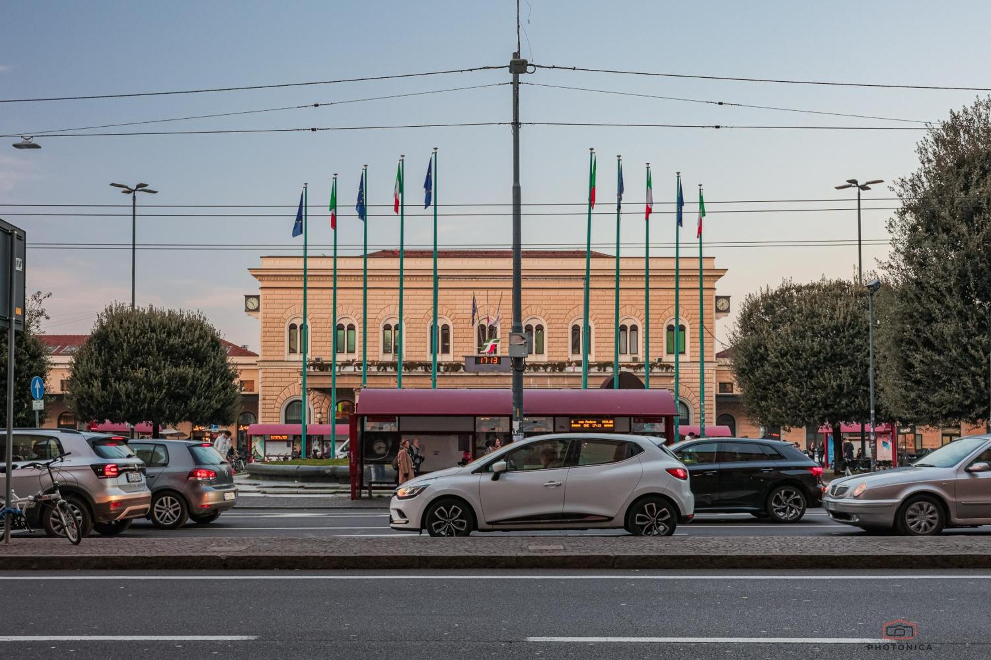 Front Station Apartment - Stazione Centrale Di Μπολόνια Εξωτερικό φωτογραφία